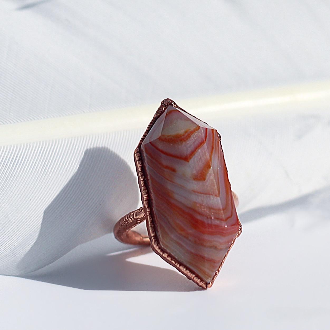 Carnelian Crystal Ring, Carnelian Point Statement Ring, Natural Carnelian Ring, Carnelian Stone Ring, Crystal Point Statement Ring