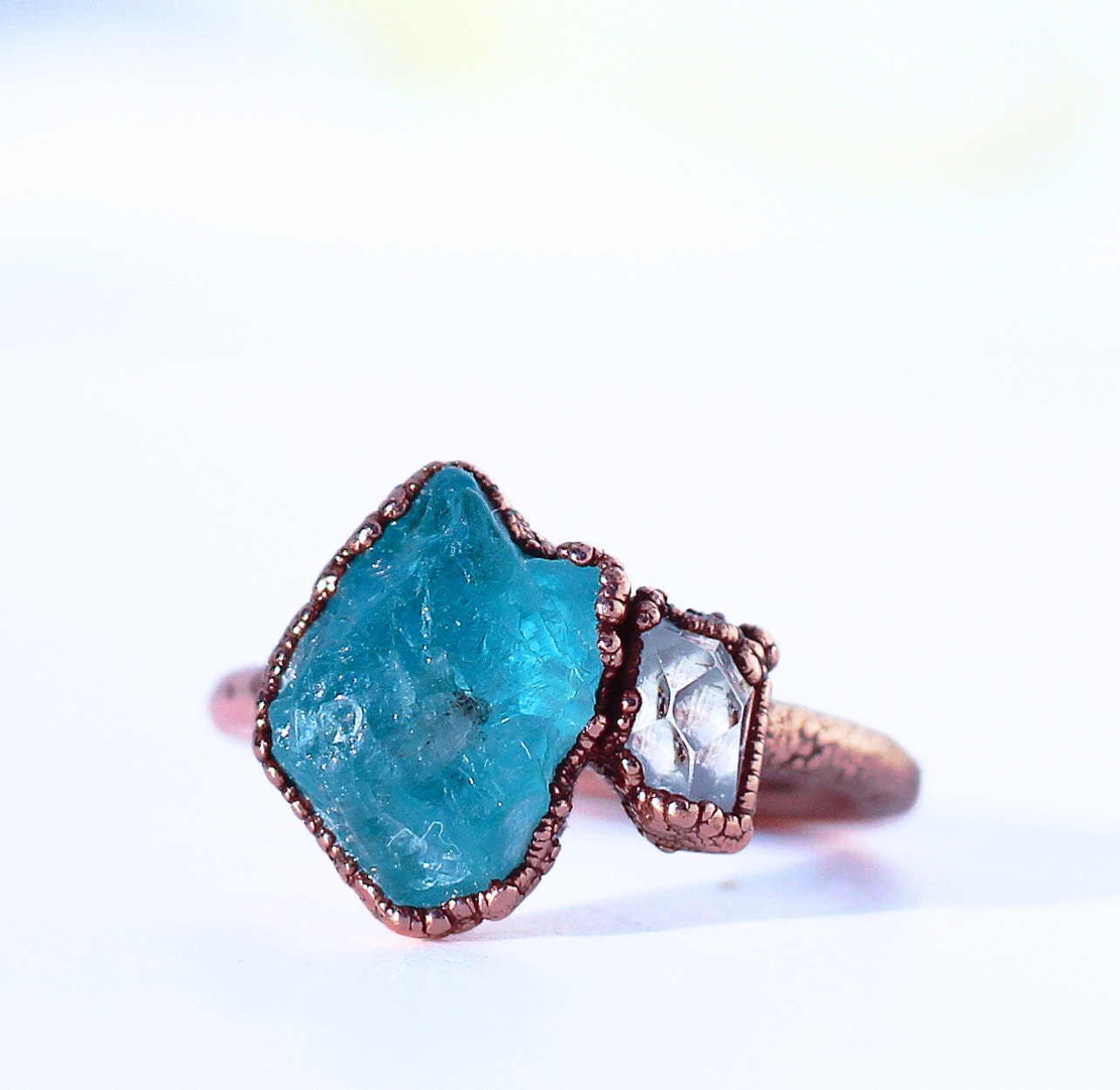 Throat Chakra Apatite Ring, Throat Chakra Jewelry, Blue Throat Chakra Ring, Rough Apatite Ring, Apatite and Herkimer Diamond Ring