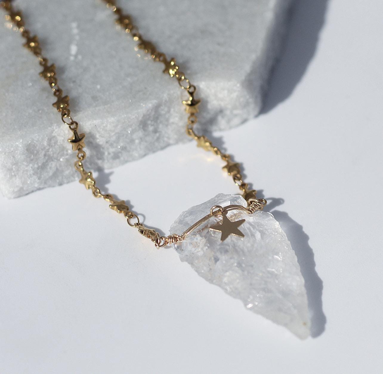Quartz Arrowhead Necklace on Star Chain, Clear Arrowhead Necklace, Crystal Arrowhead Jewelry, Crystal Quartz Protection Necklace