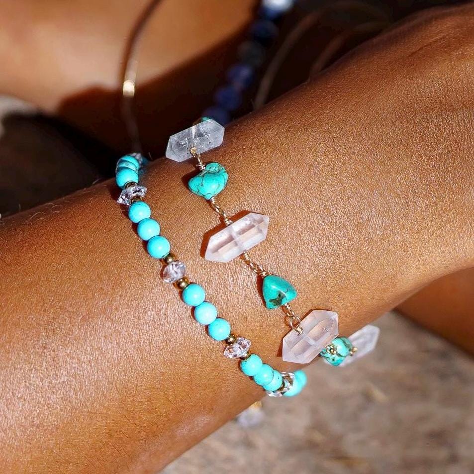 Arizona Turquoise and Crystal Quartz Point Bracelet, Crystal Point Bracelet, Protection Bracelet, Raw Turquoise Bracelet, Arizona Turquoise Jewelry