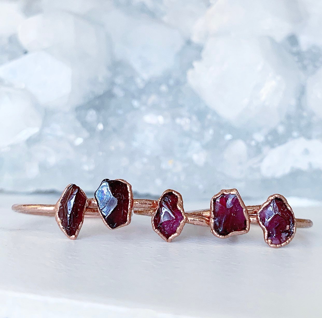 Dainty Raw Garnet Ring, January Birthstone Ring, Delicate Garnet Ring, Tiny Garnet Stone Ring, January Birthstone Gift, Raw Gemstone Ring