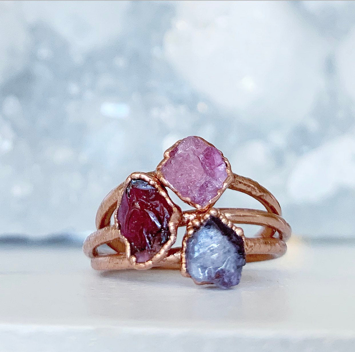 Dainty Raw Garnet Ring, January Birthstone Ring, Delicate Garnet Ring, Tiny Garnet Stone Ring, January Birthstone Gift, Raw Gemstone Ring