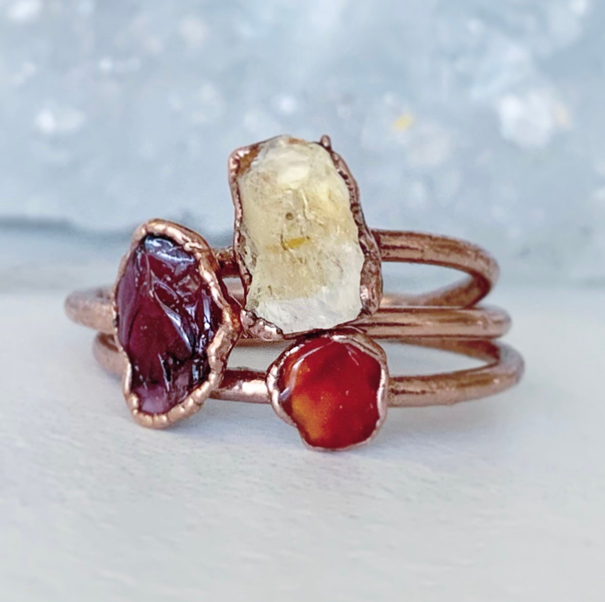 Dainty Raw Garnet Ring, January Birthstone Ring, Delicate Garnet Ring, Tiny Garnet Stone Ring, January Birthstone Gift, Raw Gemstone Ring