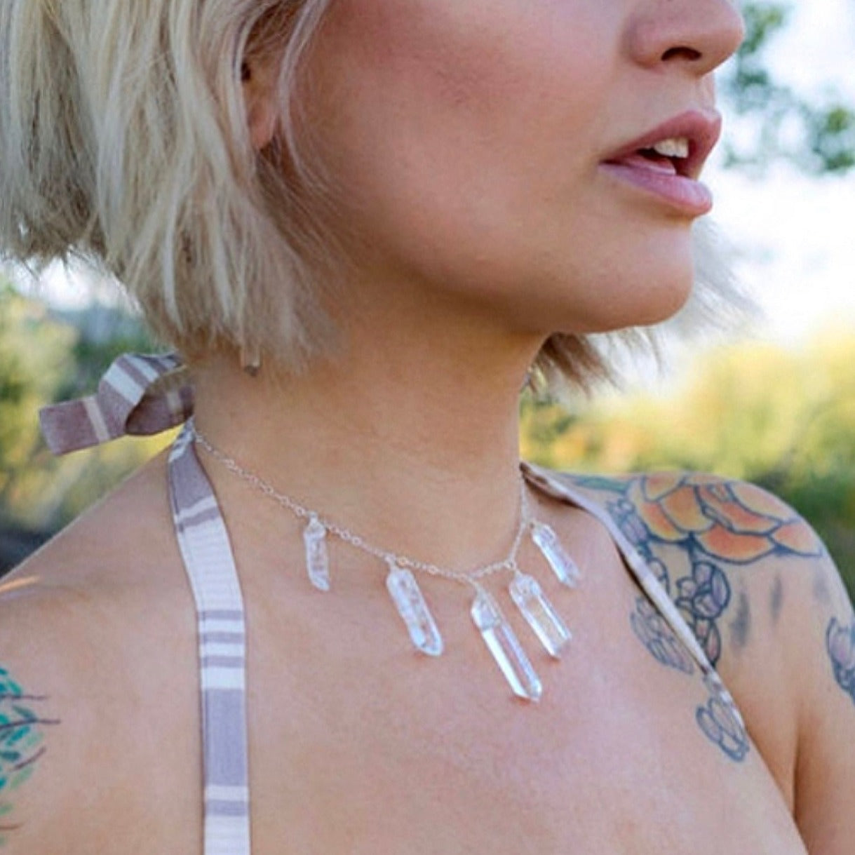 Crystal Quartz Statement Necklace, Multi Stone Raw Quartz Necklace, Raw Crystal Bib Necklace, Chunky Crystal Healing Necklace