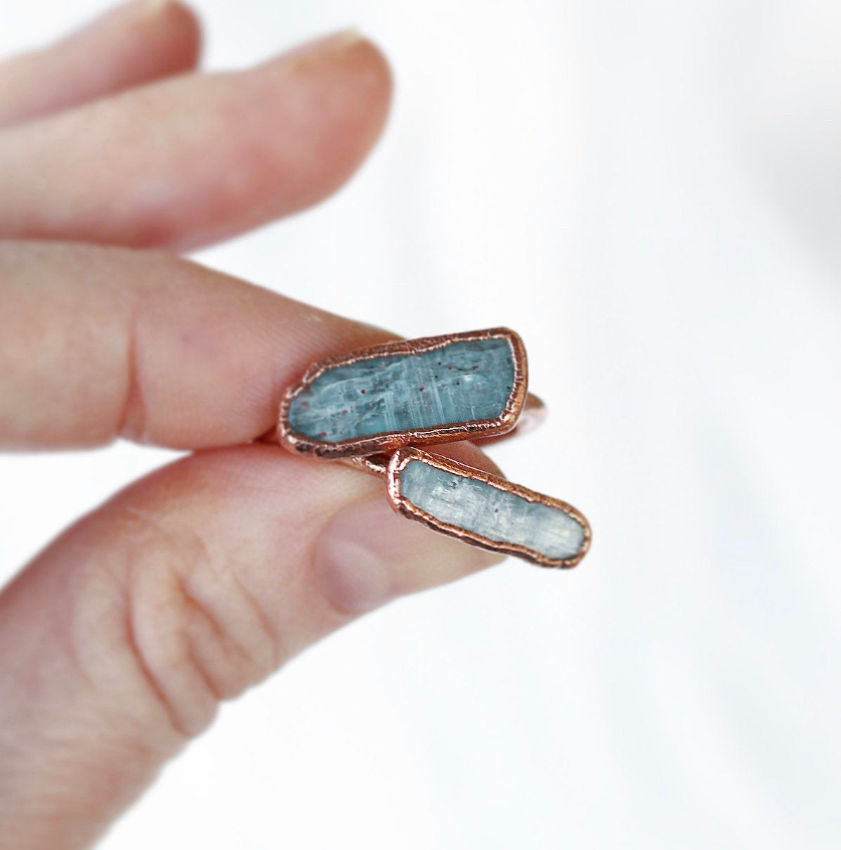 Horizontal Blue Kyanite Blade Ring