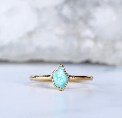Raw Turquoise Ring Gold, December Birthstone Ring Gold Band, December Raw Gemstone Ring, Raw Turquoise Stone Ring, December Gemstone Gift