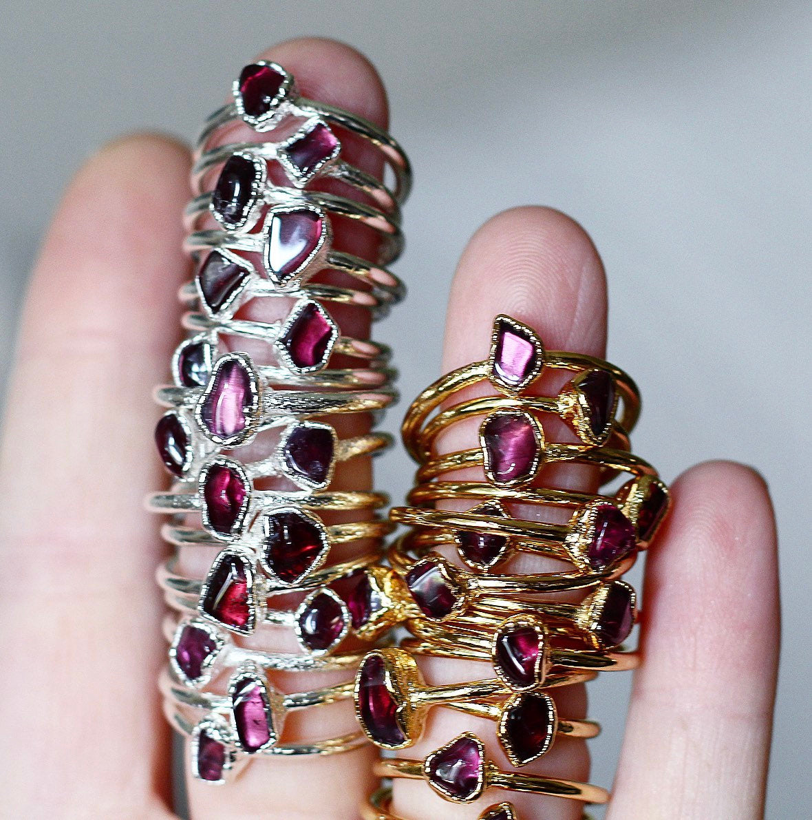 Raw Garnet Ring in Gold, Natural Garnet Stacking Ring, Rhodolite Garnet Ring, January Birthstone Gift, Gift for Her, Raw Birthstone Ring