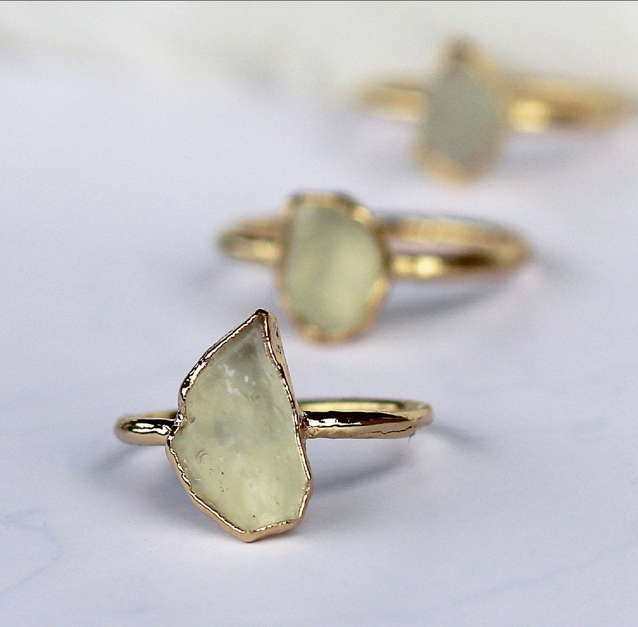 Libyan Desert Glass Ring Gold, Tektite Ring Gold Band, Meteor Gemstone Ring, Raw Libyan Desert Glass Stone Ring, Real Libyan Desert Glass