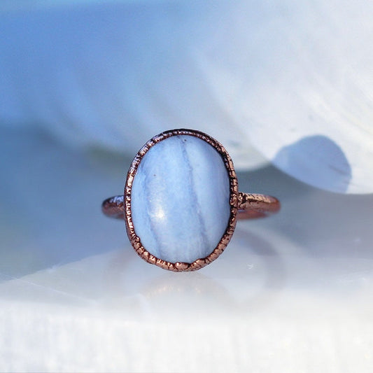 Blue Lace Agate Ring, Blue Lace Agate Crystal Statement Ring, Blue Oval Gemstone Ring, Oval Raw Stone Ring, Blue Lace Agate Stone Jewelry
