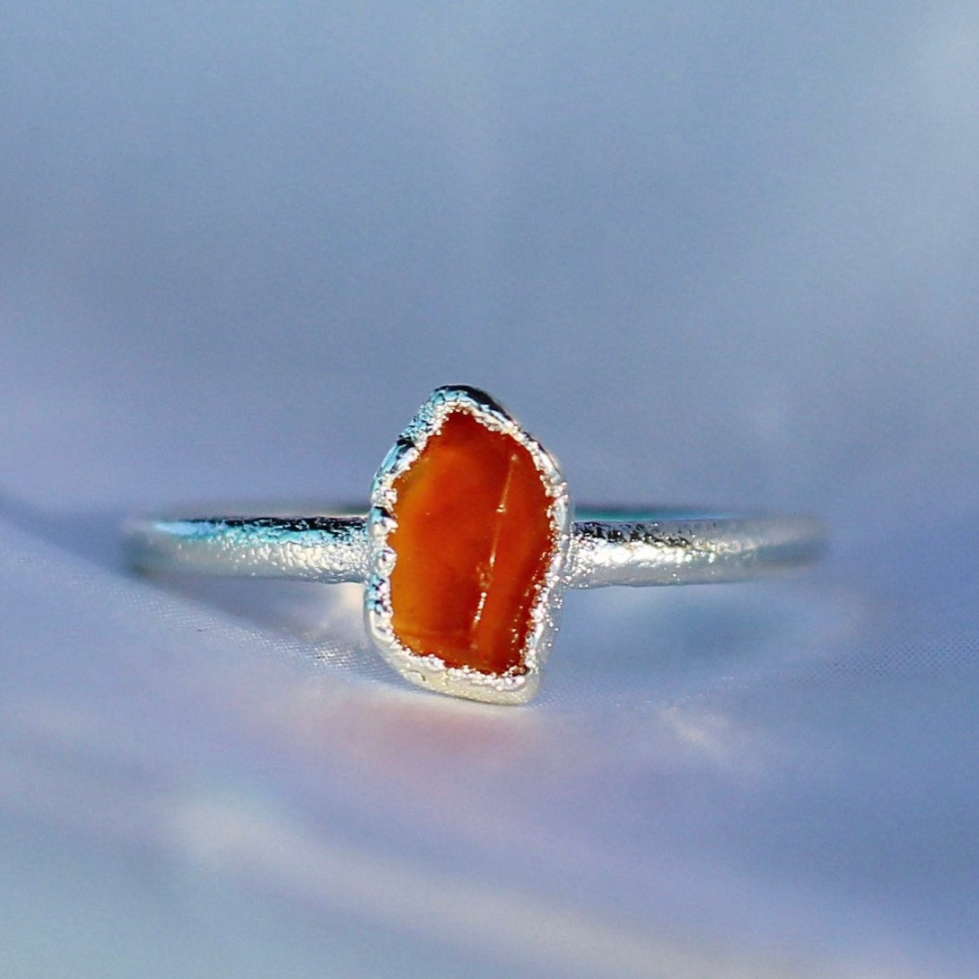 Silver Carnelian Ring, Raw Carnelian Gemstone Ring, Dainty Carnelian Jewelry, Delicate Carnelian Crystal Jewelry, Carnelian Stone Ring