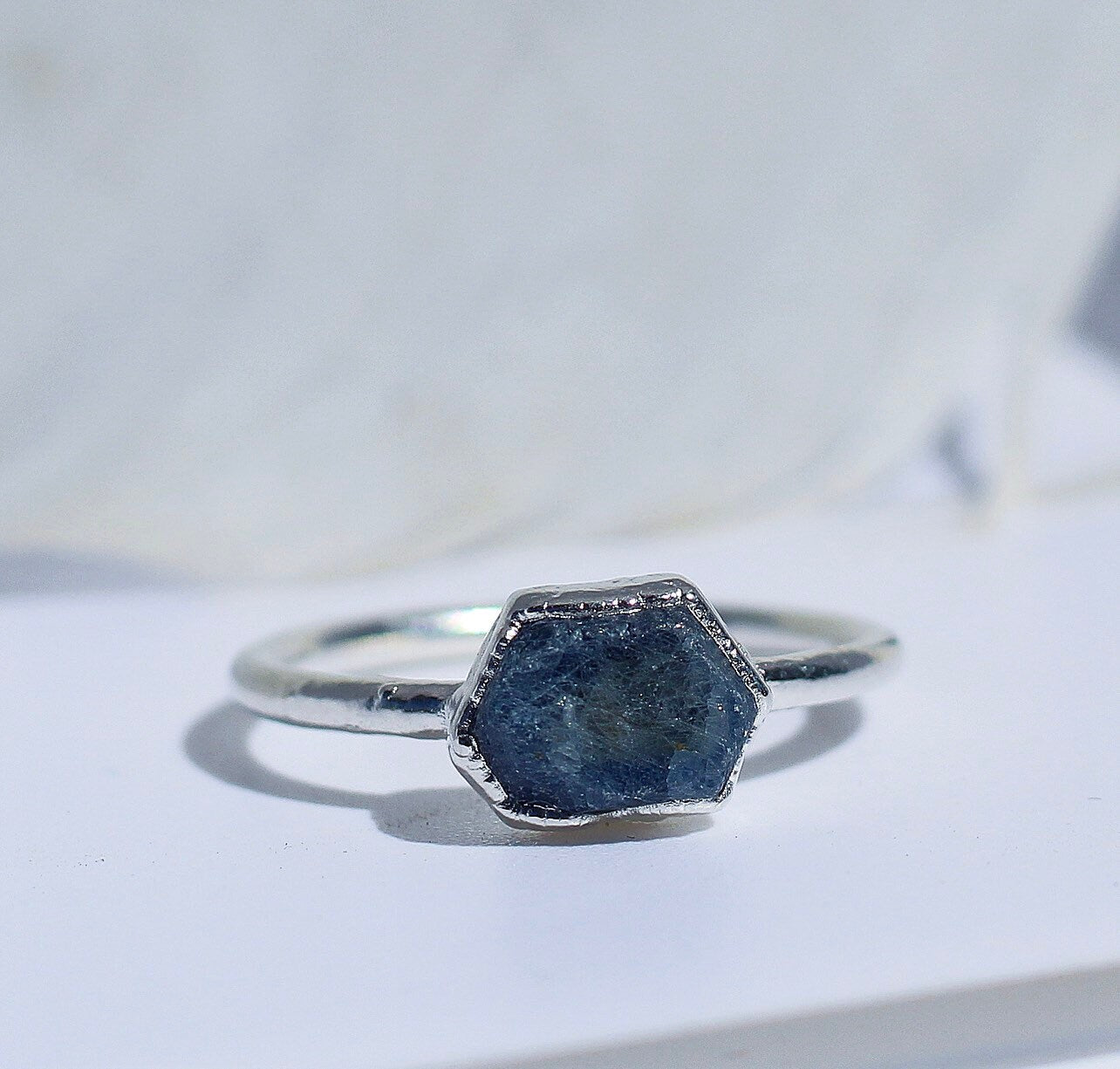 Raw Sapphire Ring in Silver, Rough Birthstone Ring, September Birthstone Gift Women, September Gift for Her, Rough Sapphire Stone Ring