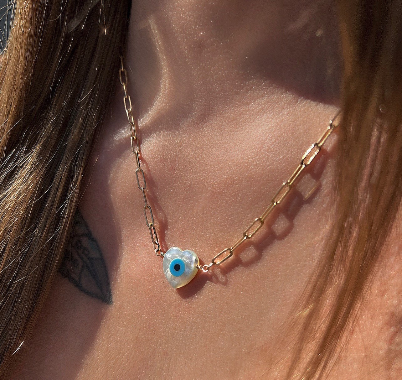 Mother of Pearl Evil Eye Heart Necklace, Gold Filled Pearl Necklace, Pearl Layer Necklace, Heart Shaped Eye Pendant, Boho Pearl Jewelry
