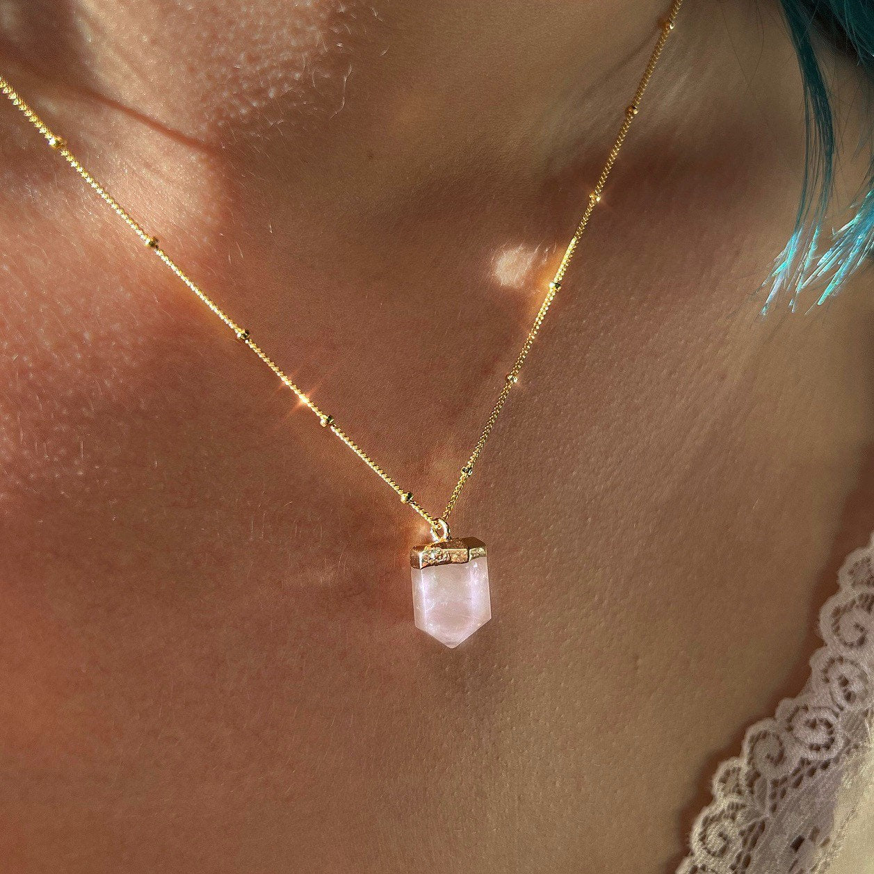 Small Crystal Point Necklace, Chakra Healing Gold Necklace, Gold Filled Satellite Chain, Crystal Quartz, Tigers Eye, Rose Quartz, Sodalite