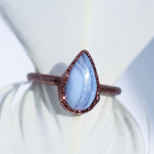 Blue Lace Agate Teardrop Ring, Blue Stone Gift for Her, Throat Chakra Stone Ring, Healing Gem Ring, Throat Chakra Stone, Crystal Ring Copper