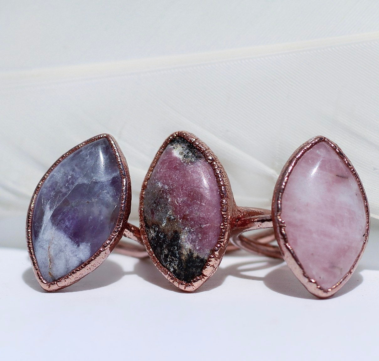 Rhodonite Statement Ring, Big Rhodonite Ring, Pink Rhodonite Cocktail Ring, Rhodonite Oval Ring, Raw Rhodonite Jewelry, Rhodonite Stone
