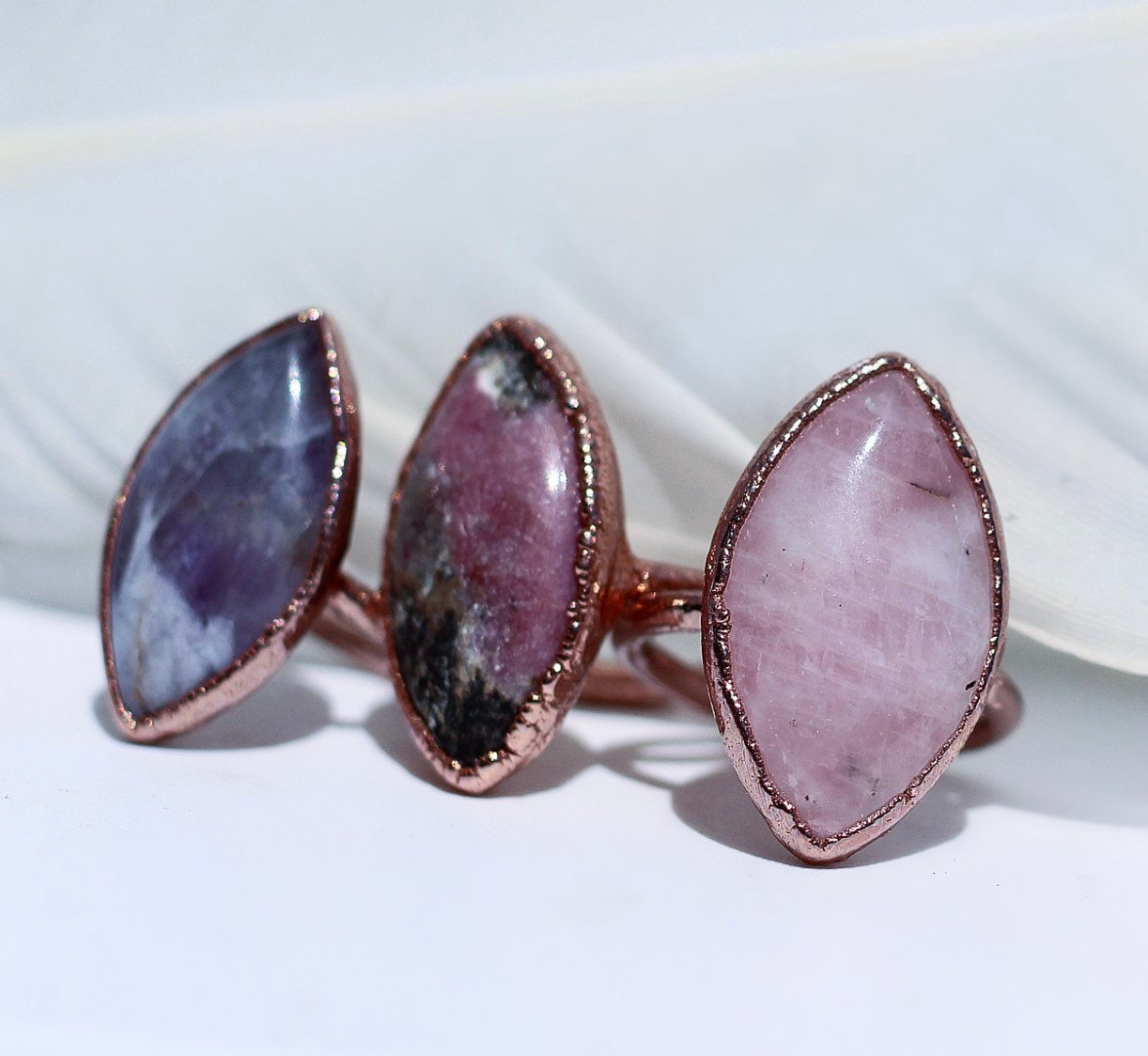 Rhodonite Statement Ring, Big Rhodonite Ring, Pink Rhodonite Cocktail Ring, Rhodonite Oval Ring, Raw Rhodonite Jewelry, Rhodonite Stone