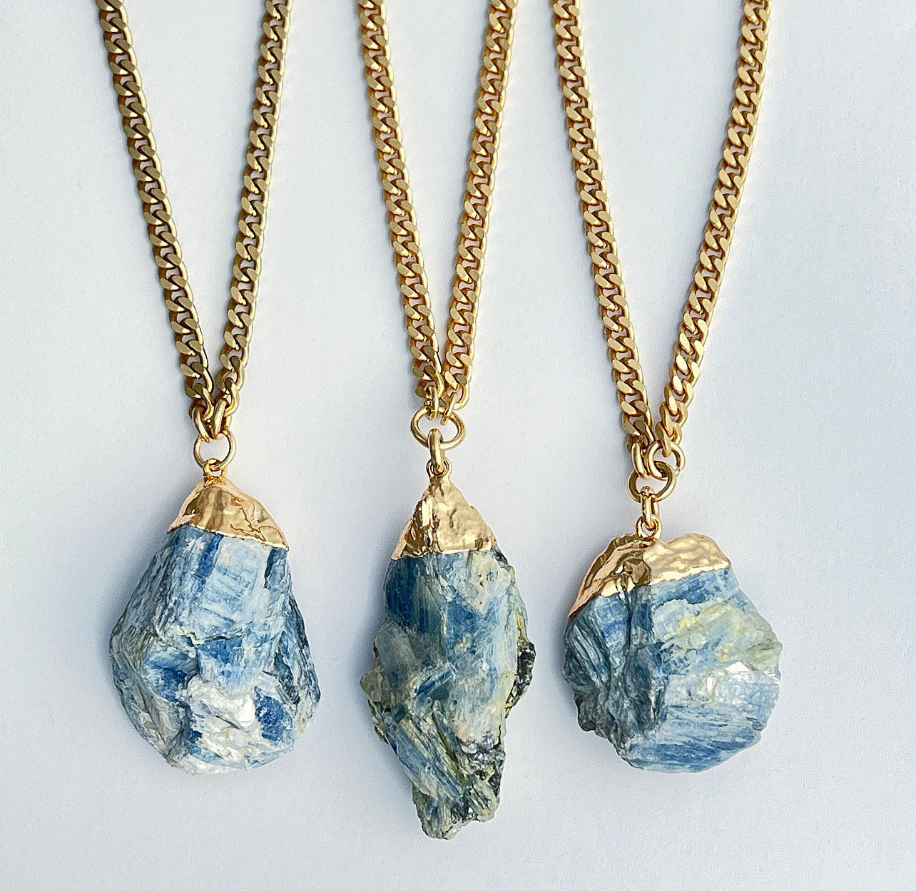 Big Kyanite Crystal Necklace, Kyanite Healing Crystal Necklace, Natural Kyanite Stone Jewelry, Throat Chakra Kyanite Necklace, Kyanite Gift