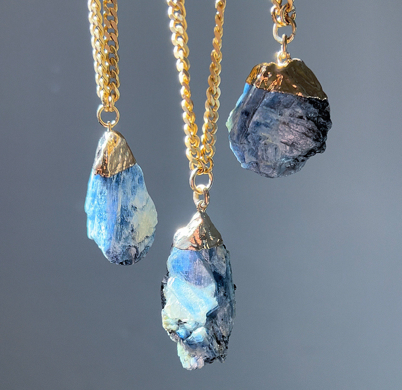 Big Kyanite Crystal Necklace, Kyanite Healing Crystal Necklace, Natural Kyanite Stone Jewelry, Throat Chakra Kyanite Necklace, Kyanite Gift
