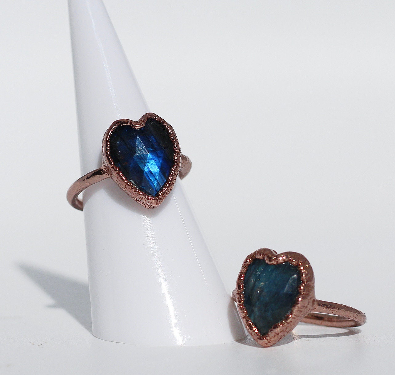 Labradorite Heart Ring, Blue Labradorite Ring, Labradorite Ring Heart, Labradorite Ring Witchy, Labradorite Ring for Women, Heart Jewelry