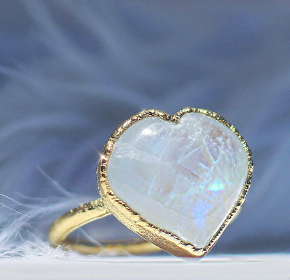 Moonstone Heart Ring, Big Crystal Heart Ring, Heart Stone Ring, Copper Moonstone Ring, Love Ring, Rainbow Moonstone Jewelry
