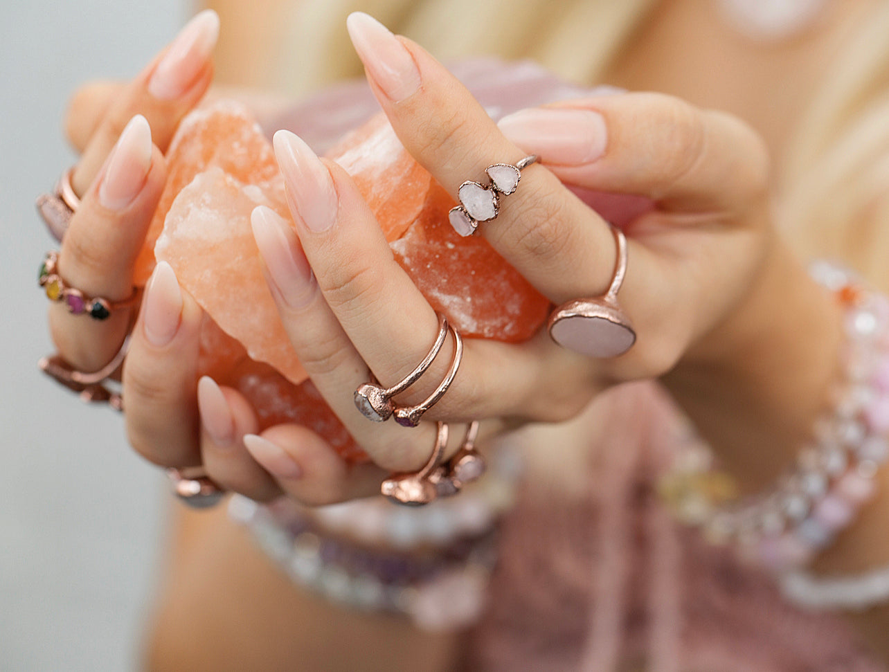 Rose Quartz Oval Ring, Rose Quartz Crystal Statement Ring, Oval Gemstone Ring, Large Raw Stone Ring, Love Stone Ring