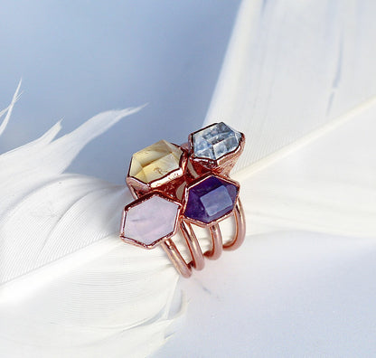 Amethyst Point Ring, Dainty Amethyst Crystal Ring, Copper and Amethyst Gemstone Ring, Raw Amethyst Stone Ring, Amethyst Gemstone Jewelry