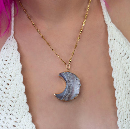 Amethyst Geode Moon Necklace, Big Moon Pendant, Crescent Moon Necklace, Gemstone Moon Pendant, Moon and Stars Necklace, Moon Lover Jewelry