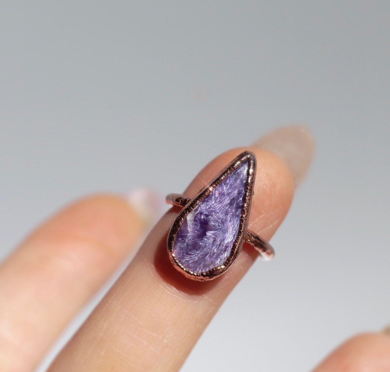 Charoite Ring, Charoite Crystal Ring, Charoite Jewelry, Natural Charoite Stone, Purple Teardrop Stone Ring, Crown Chakra Ring, Copper Ring