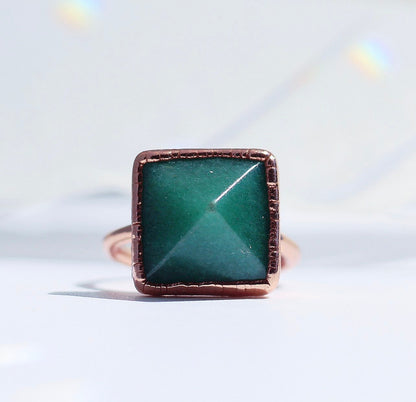 Aventurine Pyramid Ring, Aventurine Eye Crystal Jewelry, Aventurine Crystal Ring, Luck Stone Ring, Polished Aventurine Ring