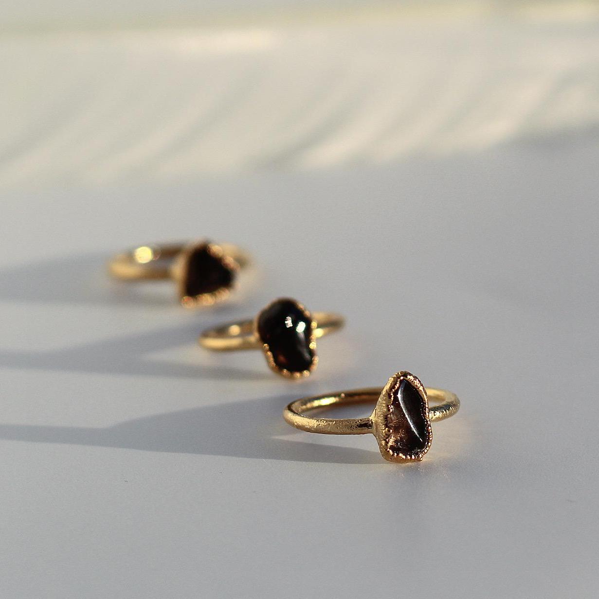 Gold Smoky Quartz Ring, Gold Electroformed Stone Ring, 14k Gold Raw Smoky Quartz Ring, Black Raw Stone Ring, Dark Crystal Ring Gold