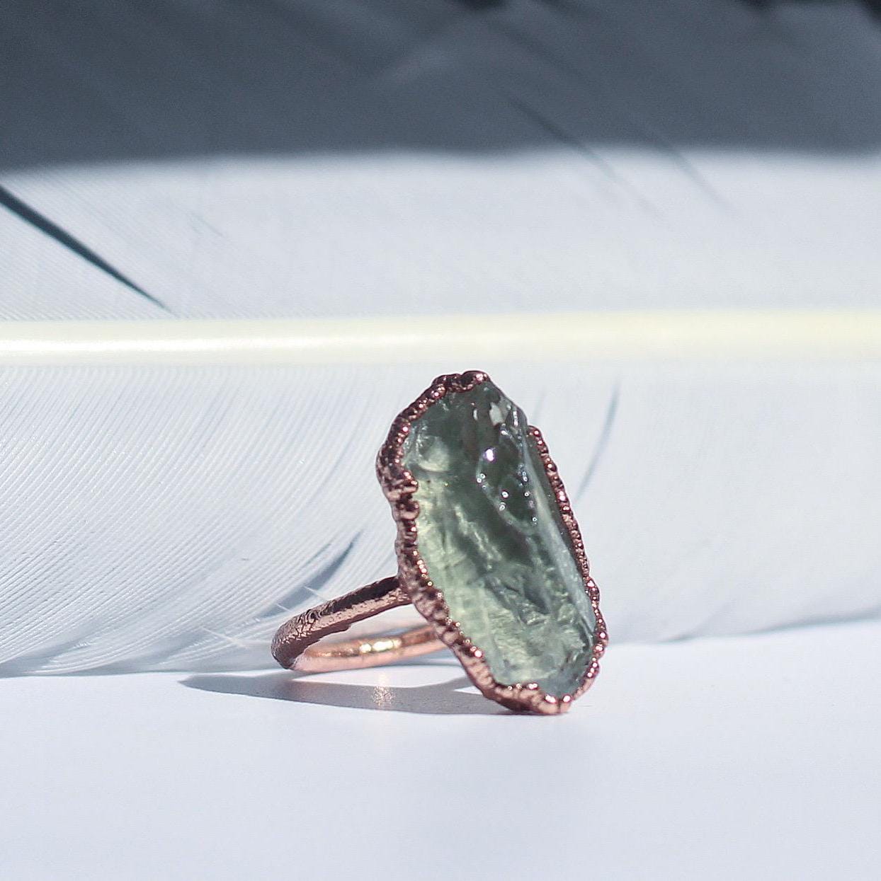 Raw Green Amethyst Ring, Natural Prasiolite Ring, Green Amethyst and Copper Ring, Rough Prasiolite Ring, Green Amethyst Stone Ring