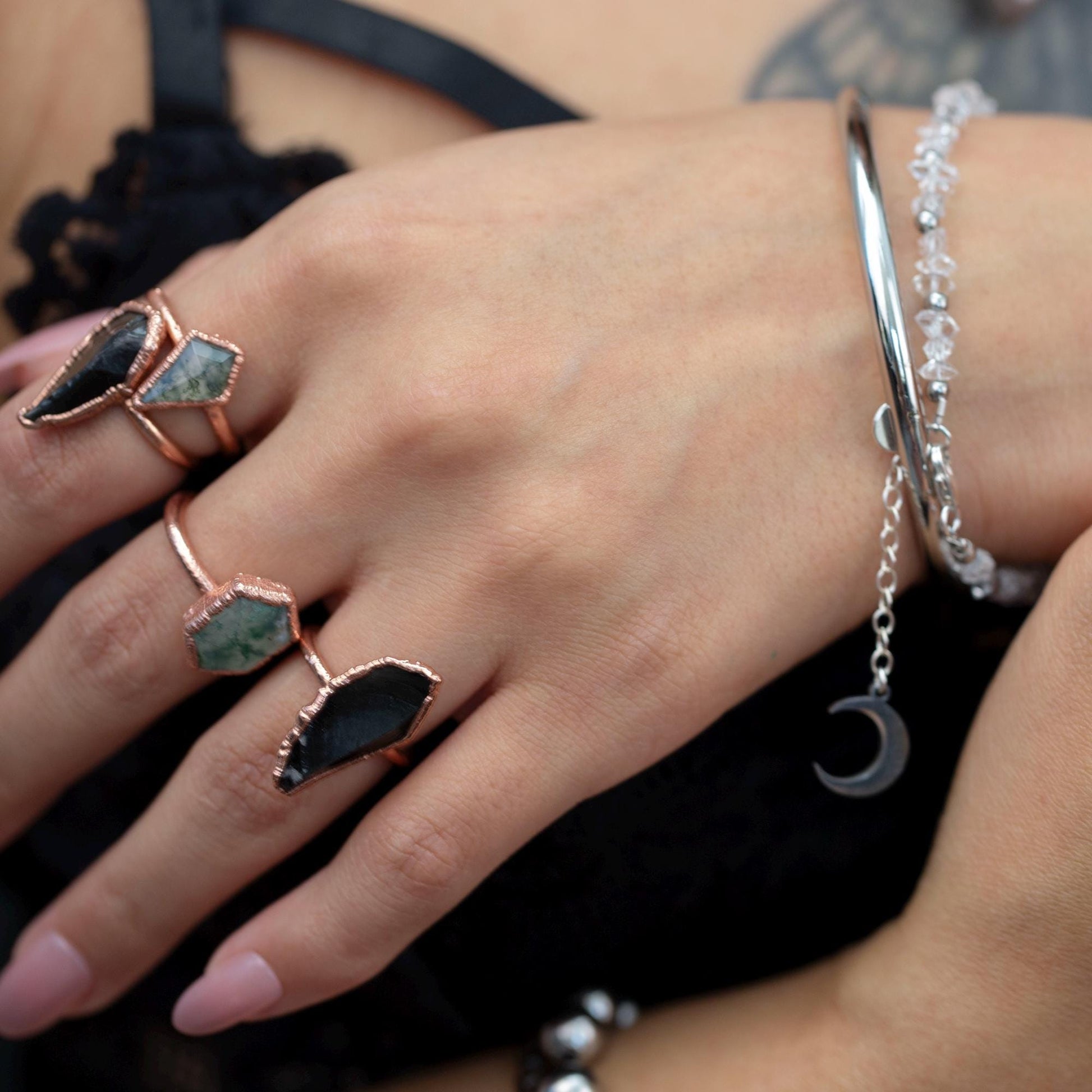 Raw Obsidian Statement Ring, Large Obsidian Ring, Obsidian and Copper Ring, Rough Obsidian Ring, Black Obsidian Stone Ring