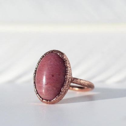 Rhodonite Oval Ring, Real Rhodonite Ring, Natural Rhodonite Jewelry, Rhodonite and Copper Ring, Big Pink Stone Ring, Love Stone Ring