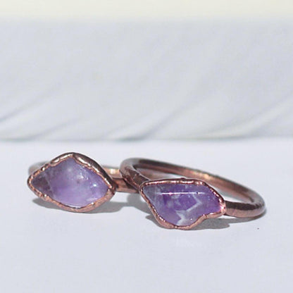 Horizontally Set Raw Amethyst Ring in Copper - Boho Gemstone Jewelry - February Birthstone Gift