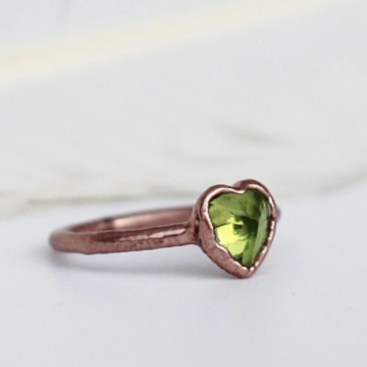 Faceted Tiny Peridot Heart Ring in Copper, Sparkly Green Heart Ring, Green Heart Jewelry, August Birthstone Gift, Peridot Ring Copper