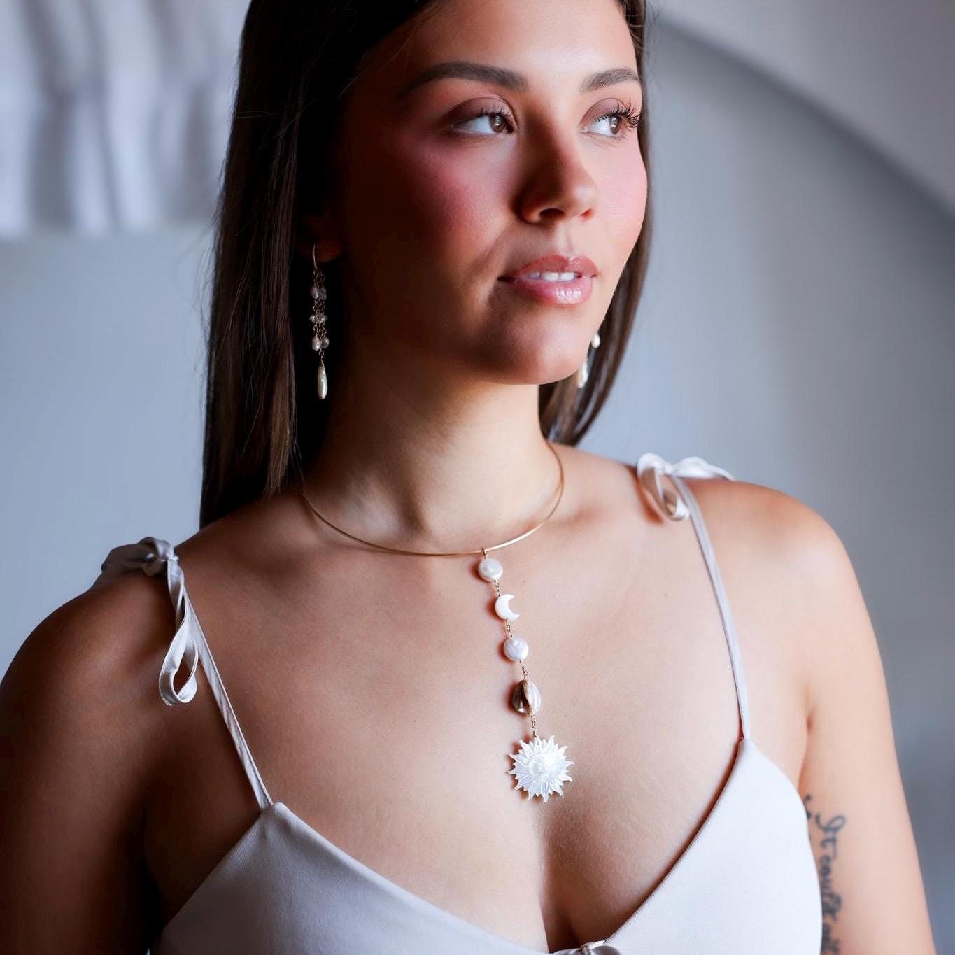 Mother of Pearl Sun and Moon Face Gold Filled Collar Necklace, Sun and Moon Statement Choker, Beachy Lariat Choker Necklace, Sterling Silver