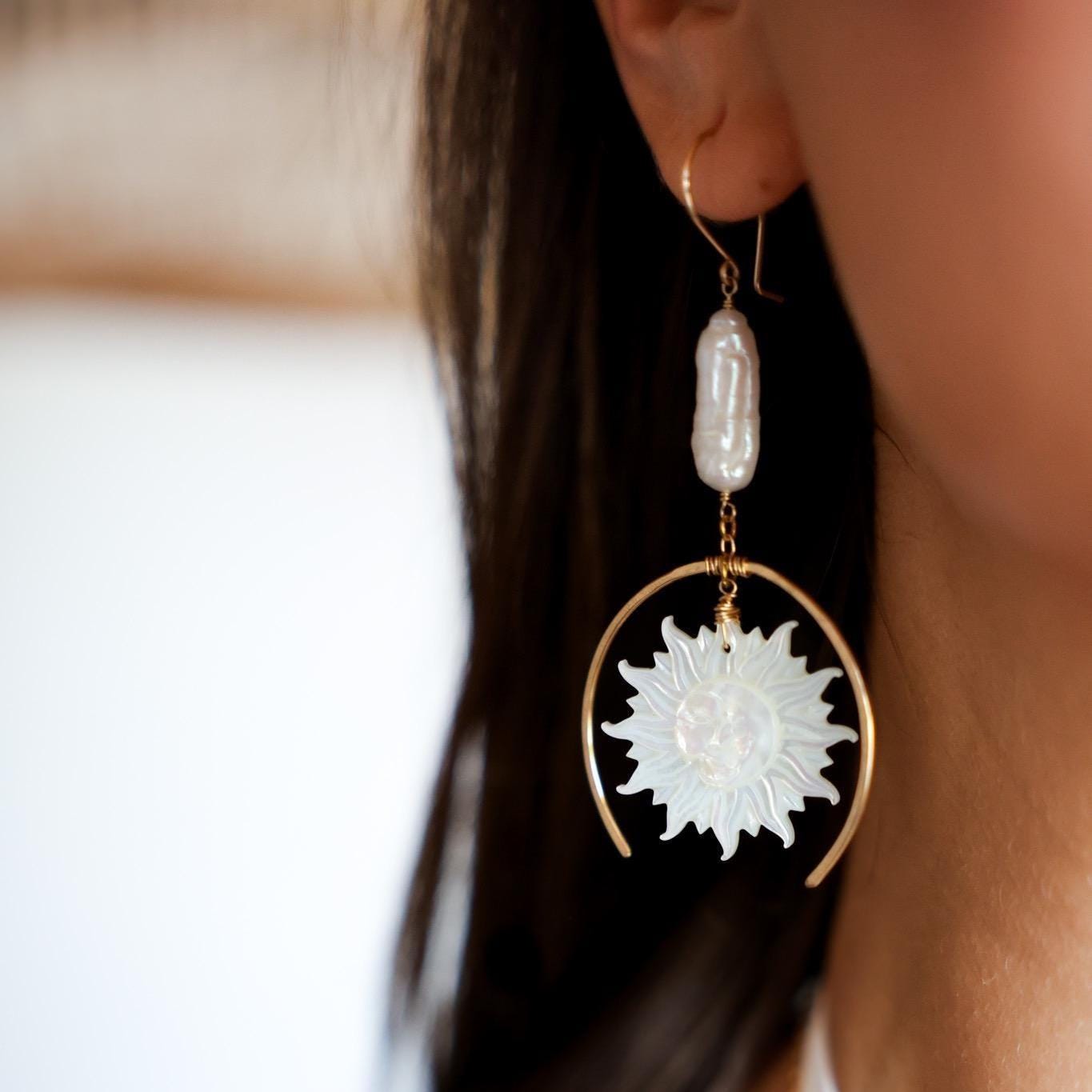 Sun and Moon Face Mother of Pearl Earrings, Sun Face Jewelry, Gold Filled Sun Earrings, Moon and Sun Earrings, Mother of Pearl Sun Earrings