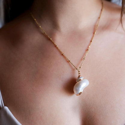 Conch Spiral Shell Necklace, Natural Shell Choker, Mermaid Necklace, Seashell Pendant Necklace, Boho Bride Necklace, Beach Wedding Jewelry