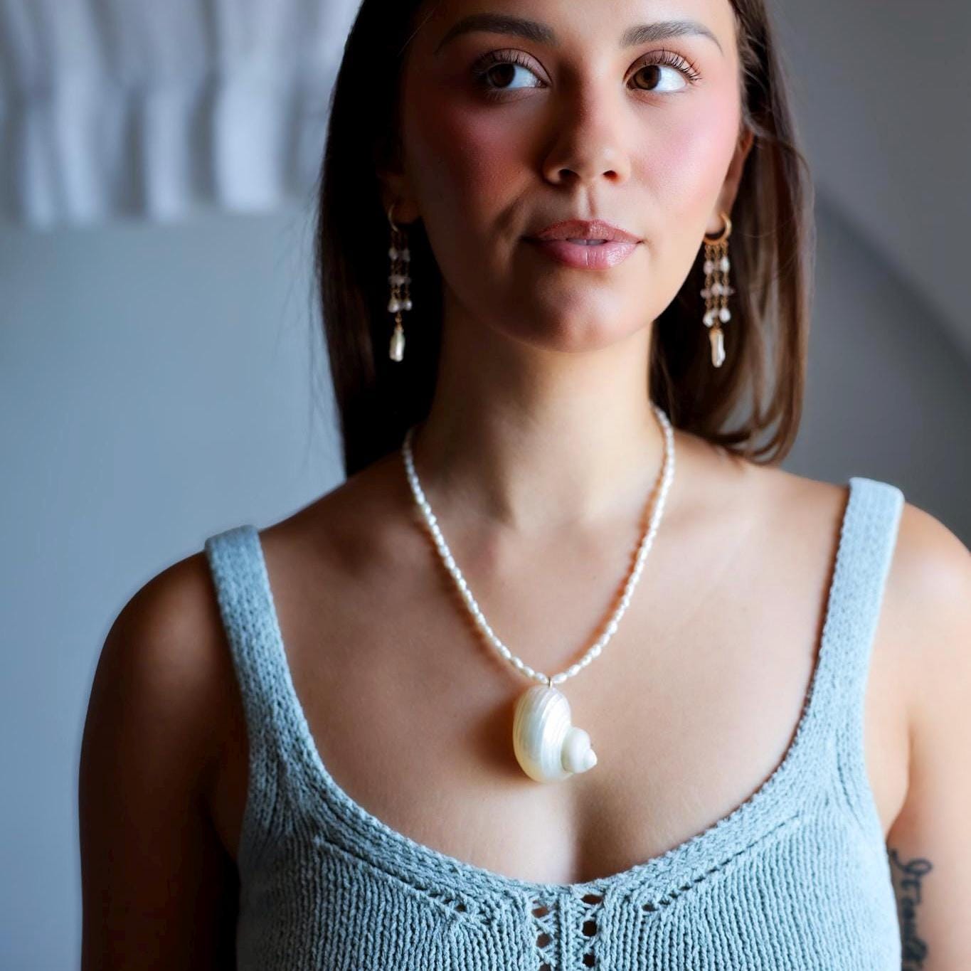 Seashell Pearl Necklace, Spiral Shell Pendant, Beach Wedding Necklace, Seashell Jewelry, Resort Style Necklace