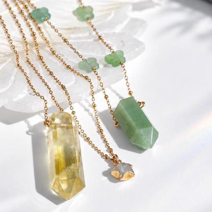 Aventurine Crystal Necklace, Green Butterfly Necklace, Butterfly Bead Jewelry, Chrysoprase Necklace, Nature Inspired Jewelry, Green Crystal
