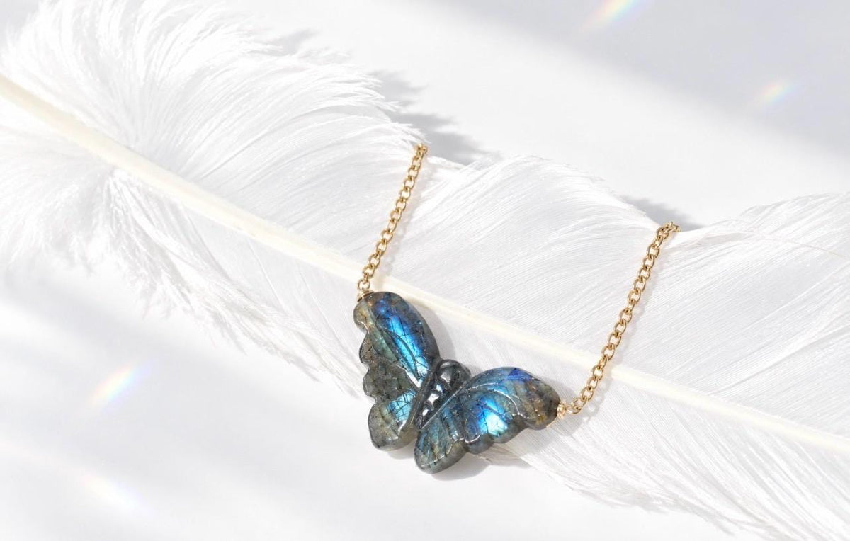 Labradorite Butterfly Necklace, Butterfly Jewelry, Crystal Butterfly Pendant, Butterfly Gift, Flashy Labradorite Jewelry, Butterfly Choker
