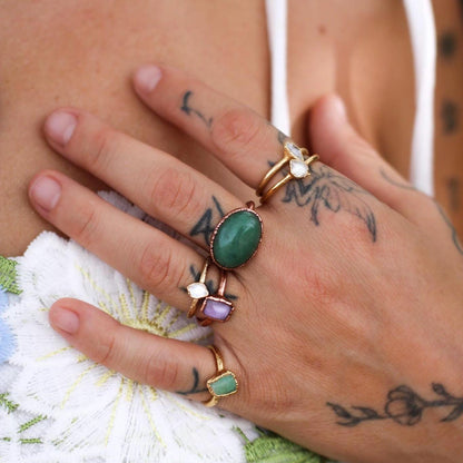 Aventurine Ring in Copper, Good Luck Stone, Green Crystal Ring, Oval Stone Ring, Copper Healing Ring, Organic Style, Horizontal Stone