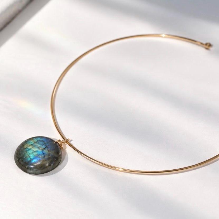 Labradorite Choker, Gold Band Choker, Gold Filled Jewelry, Collar Choker Necklace, Torque Choker, Labradorite Crystal Necklace