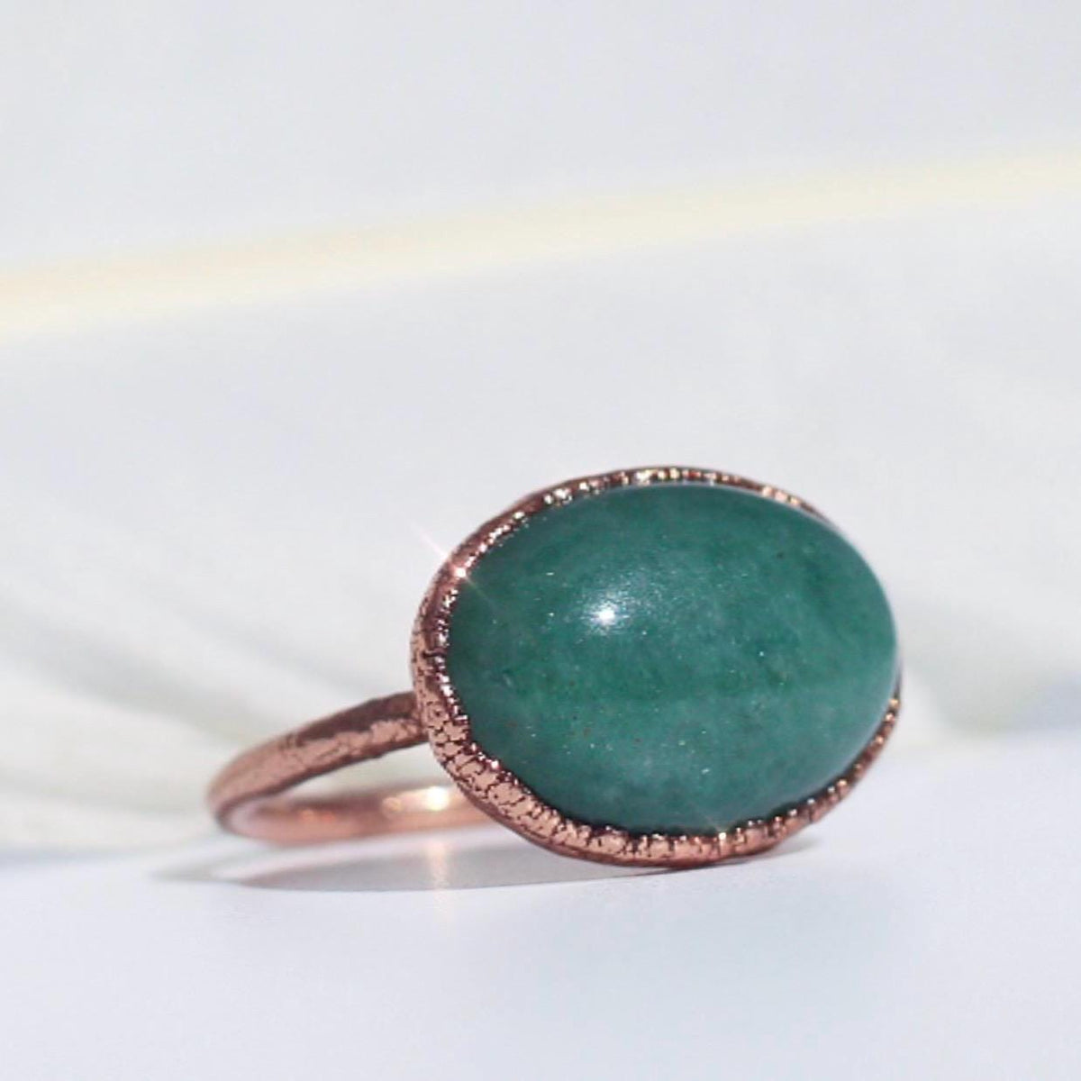 Aventurine Ring in Copper, Good Luck Stone, Green Crystal Ring, Oval Stone Ring, Copper Healing Ring, Organic Style, Horizontal Stone