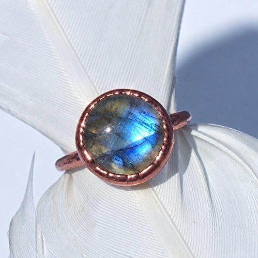 Labradorite Circle Ring, Labradorite Raw Stone, Circle Stone Ring, Big Labradorite Ring, Labradorite Jewelry, Labradorite Copper Ring
