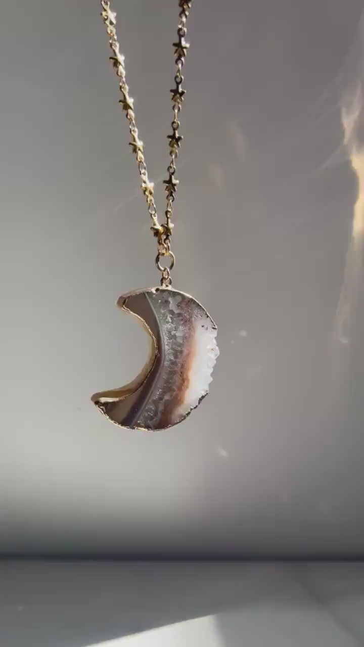 Amethyst Geode Moon Necklace, Big Moon Pendant, Crescent Moon Necklace, Gemstone Moon Pendant, Moon and Stars Necklace, Moon Lover Jewelry