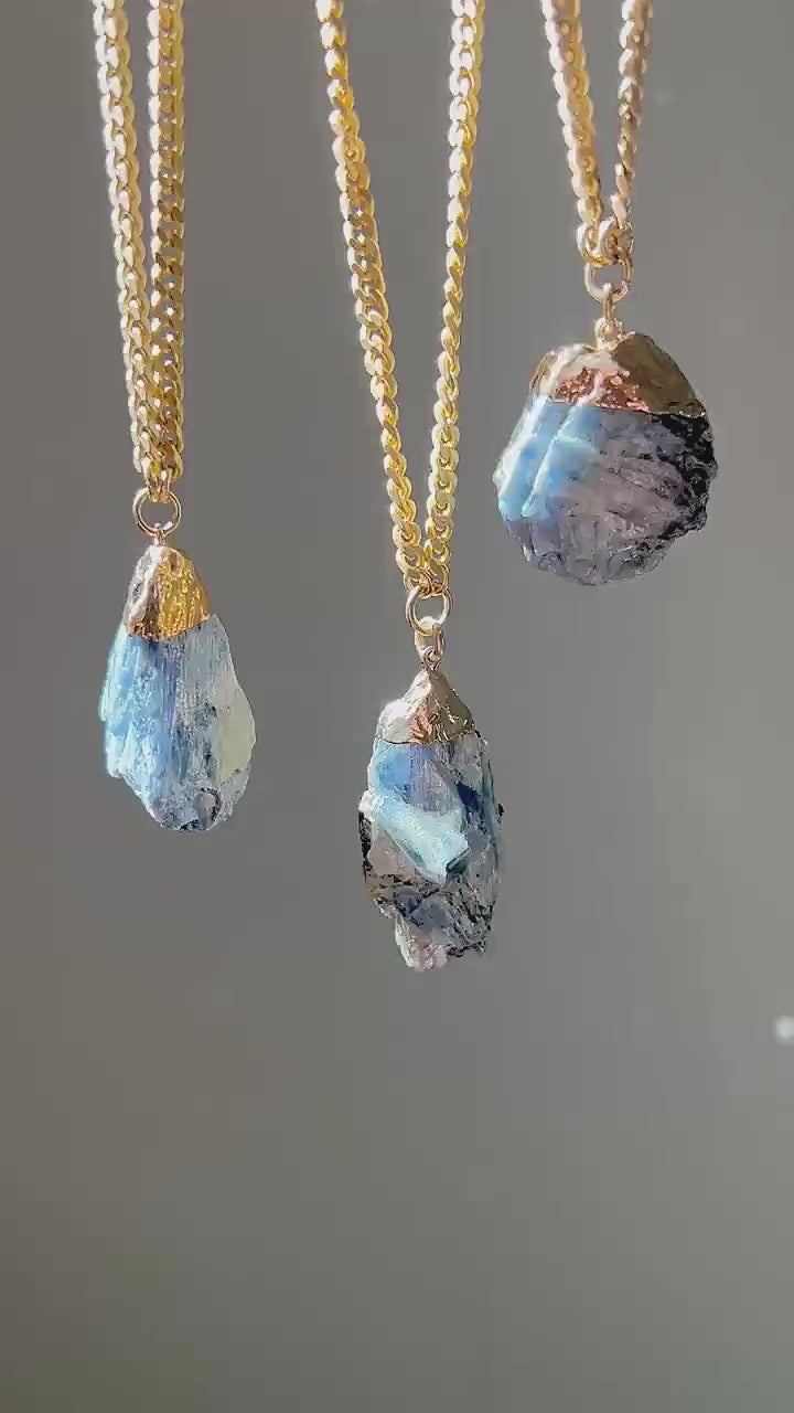 Big Kyanite Crystal Necklace, Kyanite Healing Crystal Necklace, Natural Kyanite Stone Jewelry, Throat Chakra Kyanite Necklace, Kyanite Gift