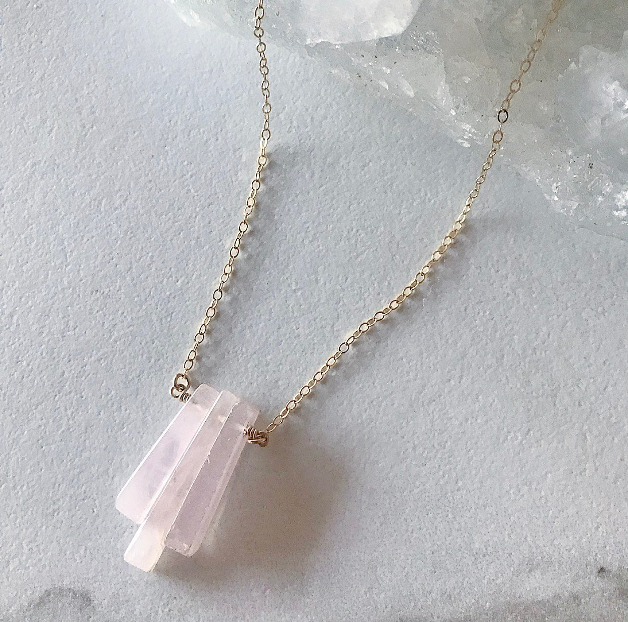 Dainty Rose Quartz Point Necklace, Delicate Raw Rose Quartz Crystal Necklace, Rose Quartz Layering Necklace, Three Stone Rose Quartz Pendant