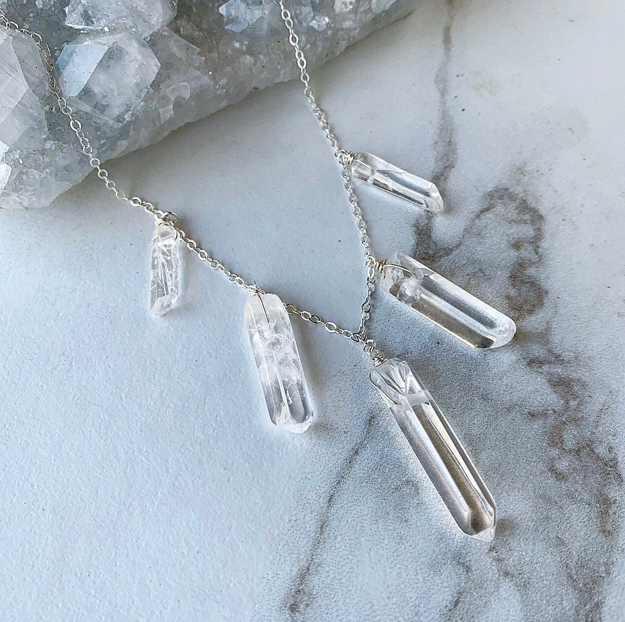 Crystal Quartz Statement Necklace, Multi Stone Raw Quartz Necklace, Raw Crystal Bib Necklace, Chunky Crystal Healing Necklace