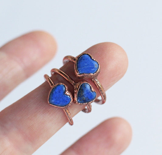 Lapis Lazuli Heart Ring, Blue Heart Stone Ring, Heart Gemstone Ring, Blue Heart Jewelry, Raw Lapis Lazuli Gemstone Jewelry, Gift for Her